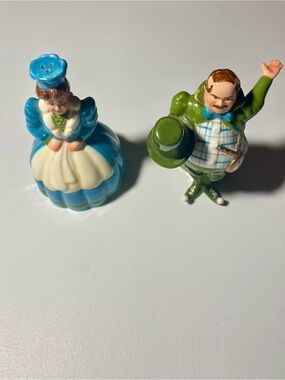 Vtg 1998 Wizard Of Oz Munchkin Mayor Coroner Salt Pepper Shakers WB Box Wear